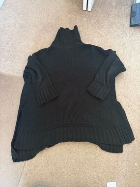 Aerie Black Turtleneck Oversized Women’s M Sweater